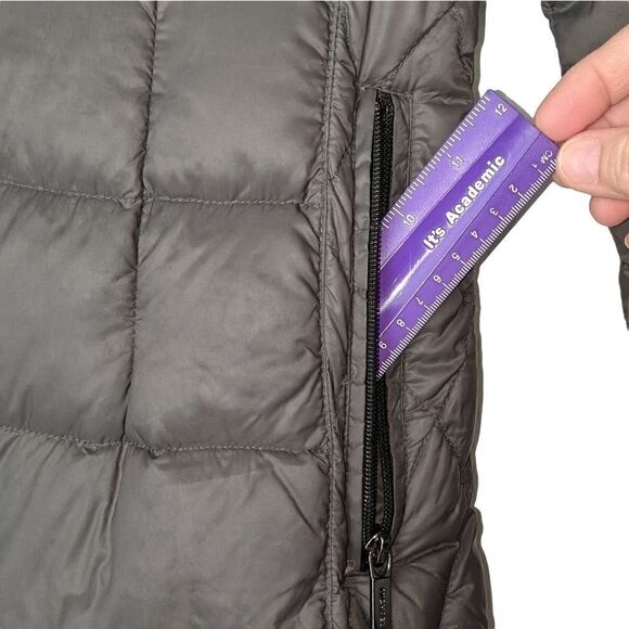 MICHAEL KORS PACKABLE DOWN. LONG GRAY SUPER LIGHT WEIGHT COAT SZ SMALL - Picture 9 of 14